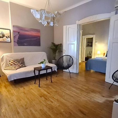 Your Royal 2 Bedroom City Center Stay 베오그라드 외부 사진