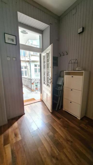 Your Royal 2 Bedroom City Center Stay 베오그라드 외부 사진