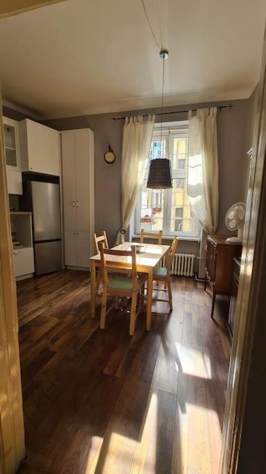 Your Royal 2 Bedroom City Center Stay 베오그라드 외부 사진